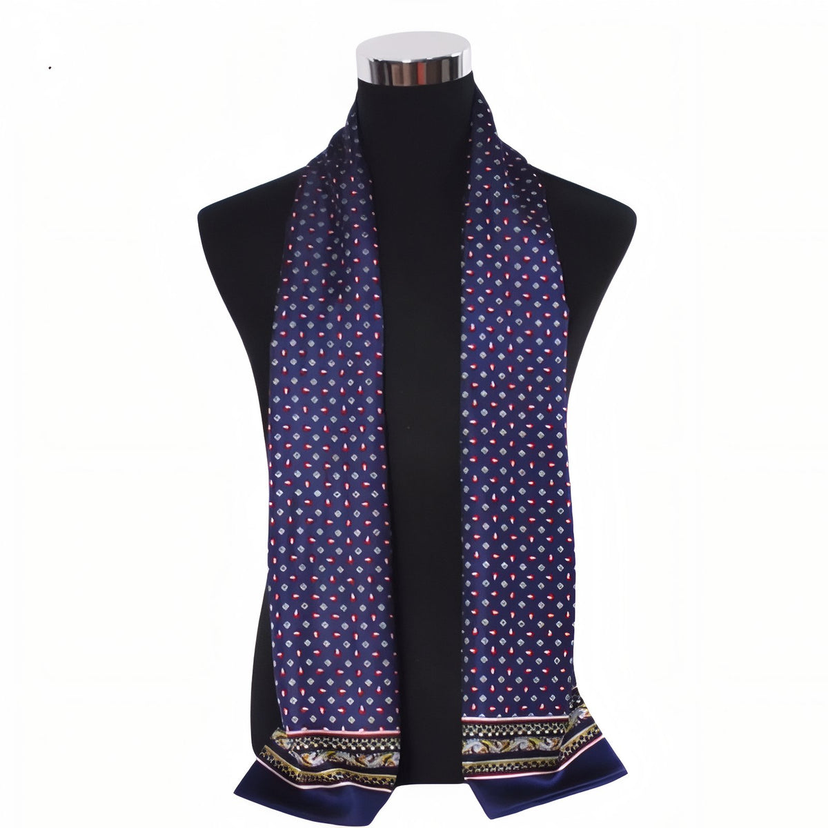 Foulard Homme Soie Luxe portée sur mannequin - Bordeaux et Jaune - Bleu Marine et Rouge Cerise - Bleu Nuit et Jaune Moutarde - Noir et Orange - Bordeaux et Beige - Rouge et Noir - Bleu Royal et Doré - Rouge Foncé et Vert Émeraude - Noir et Rouge Cerise - Noir et Rouge Foncé - Bleu Marine et Doré - Marron et Jaune - Gris et Bleu Ciel