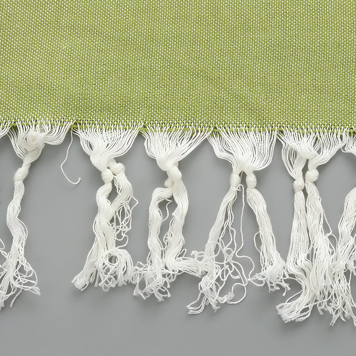 Fouta de Plage à Rayures Centrées et Franges gros plan franges blanches - Fuchsia - Vert - Orange - Bleu Ciel - Vert Vif - Rouge