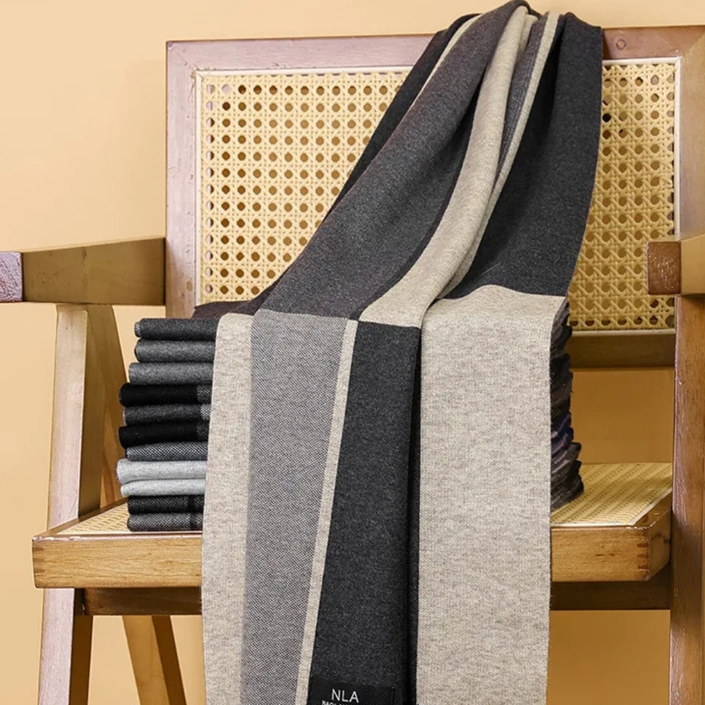 Echarpe pour Costume Homme écharpes empilées - Gris et Noir - Gris Clair et Gris Foncé - Gris Foncé et Noir - Noir et Nuances de Gris Clair - Gris Charbon et Noir - Beige et Bleu Marine - Gris Foncé et Gris Clair - Gris Foncé et Beige - Noir et Blanc - Noir et Nuances de Gris - Beige et Gris Foncé - Gris et Anthracite - Beige et Anthracite - Gris Sombre et Noir - Gris Sombre et Gris Clair - Beige et Charbon