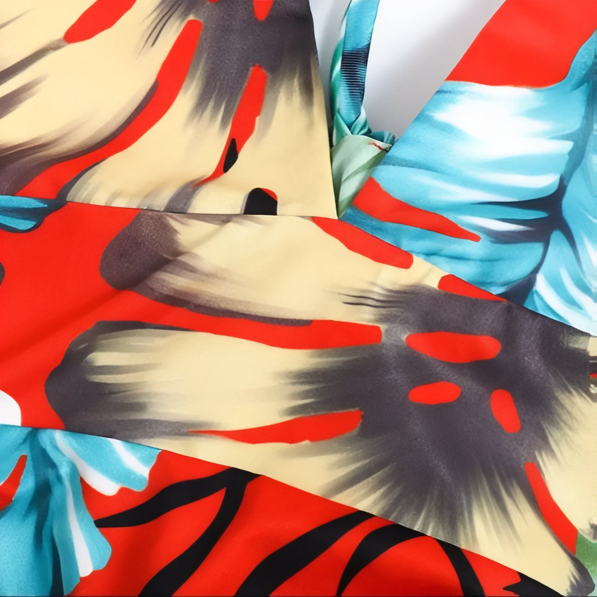Robe de Plage Imprimé Tropical gros plan motif floral - Bleu - Rouge