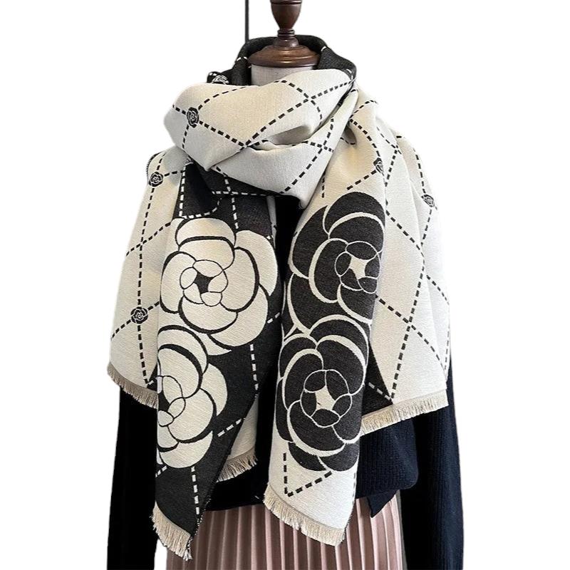 Echarpe Hiver Femme Noir et Beige 