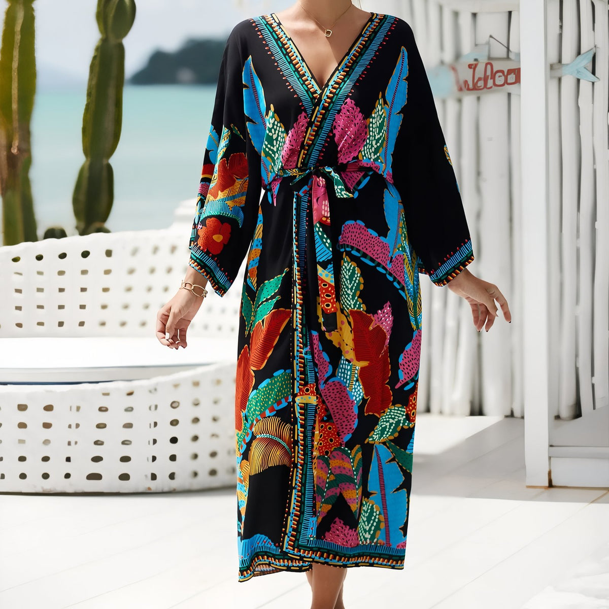 Kimono de Plage Coloré Inspiration Africaine portée à la main - Vert et Crème - Multicouleurs - Blanc et Coloré - Vert et Feuilles - Noir et Coloré