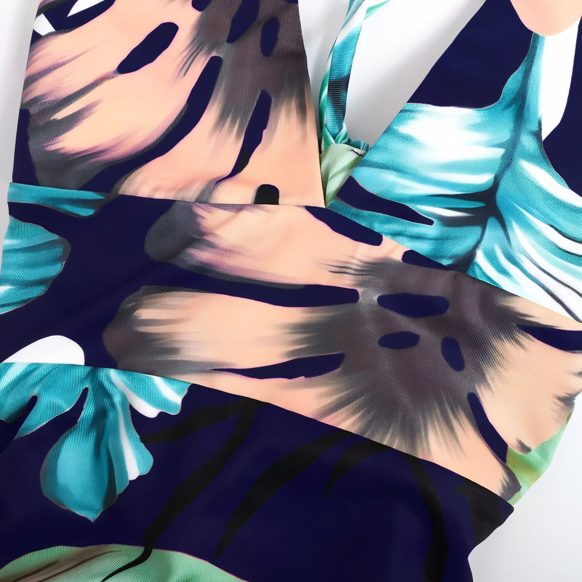 Robe de Plage Imprimé Tropical gros plan motif floral - Bleu - Rouge