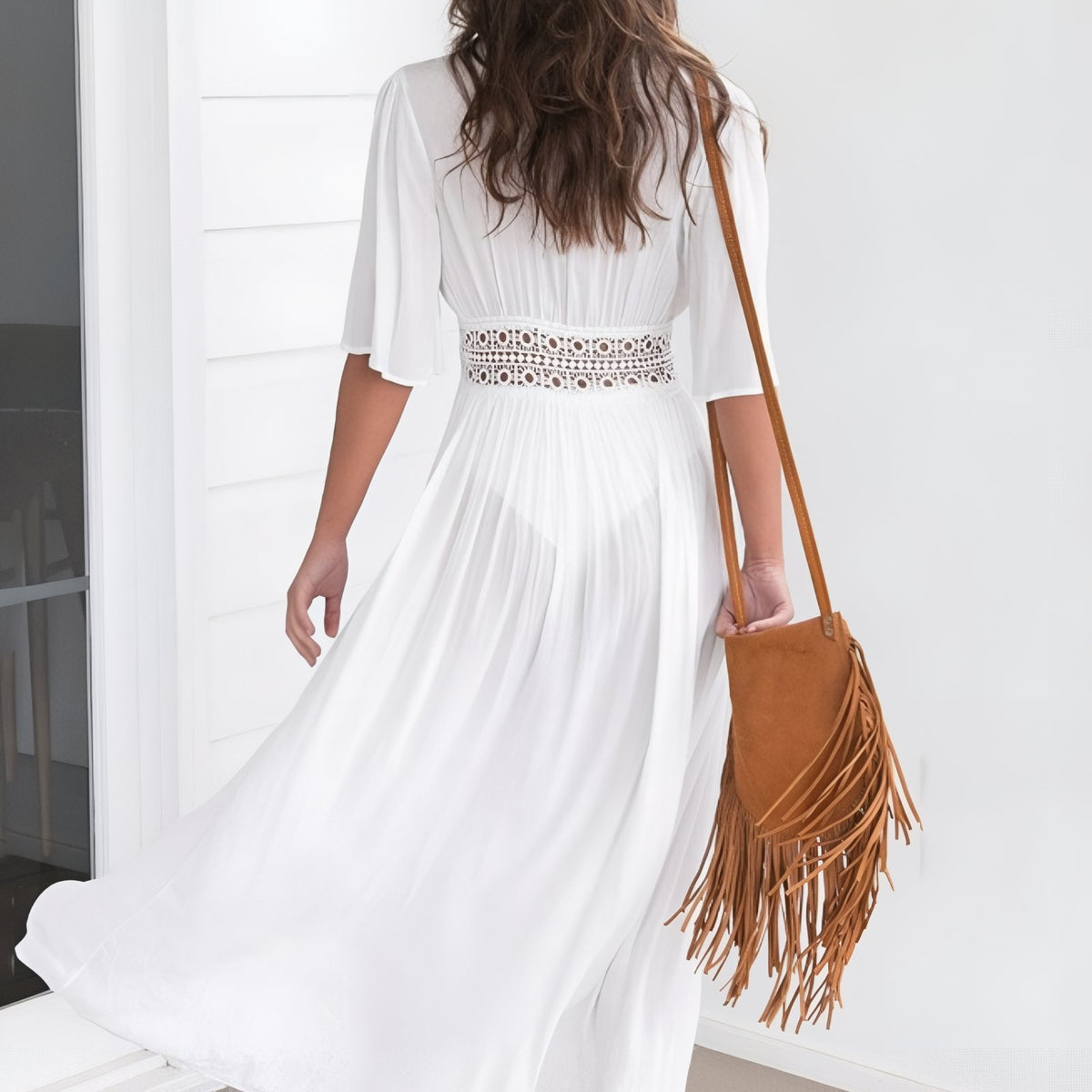 Paréo Kimono Long avec Ceinture en Dentelle portée de dos - Blanc