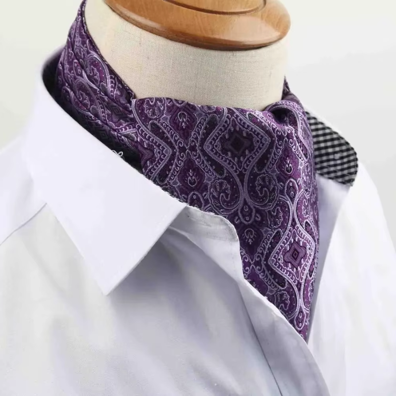 Foulard Ascot Homme portée autour du cou - 1 - 2 - 3 - 4 - 5 - 6 - 7 - 8 - 9 - 10 - 11 - 12 - 13 - 14 - 15 - 16 - 17 - 18 - 19 - 20 - 21 - 22 - 23 - 24 - 25 - 26 - 27 - 28 - 29