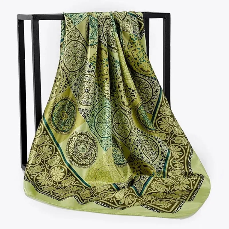 Foulard Petit Carré Vert Olive et Noir 90*90cm