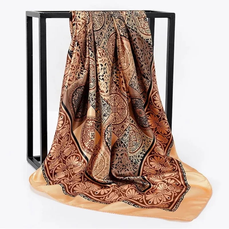 Foulard Petit Carré Beige et Marron 90*90cm