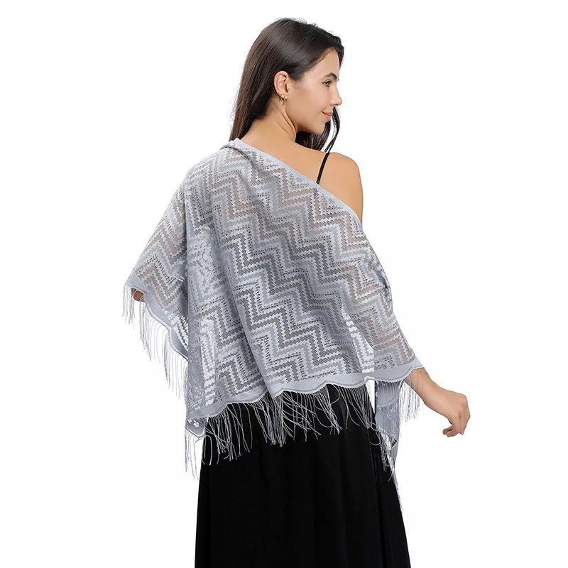 Châle Dentelle au Crochet Argent et Blanc 130*130*180cm