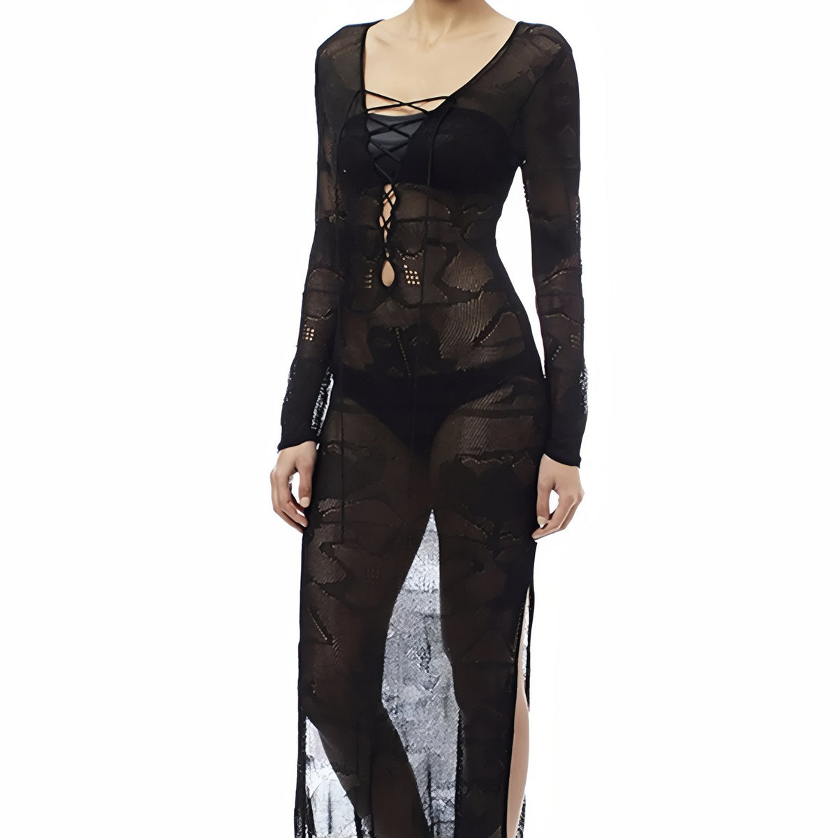 Robe Paréo Longue et Transparente Tricot portée par modèle - Beige - Noir - Blanc