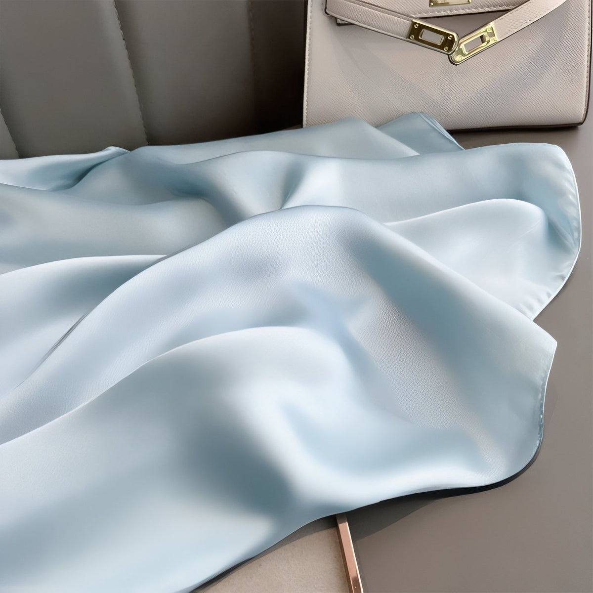 Etole Mousseline Mariage gros plan tissu drapé - Beige Crème - Blanc Satiné - Bleu Pâle - Gris Foncé - Bleu Céleste - Gris Clair - Bleu Doux - Corail Doux - Vert Pâle - Noir Satiné