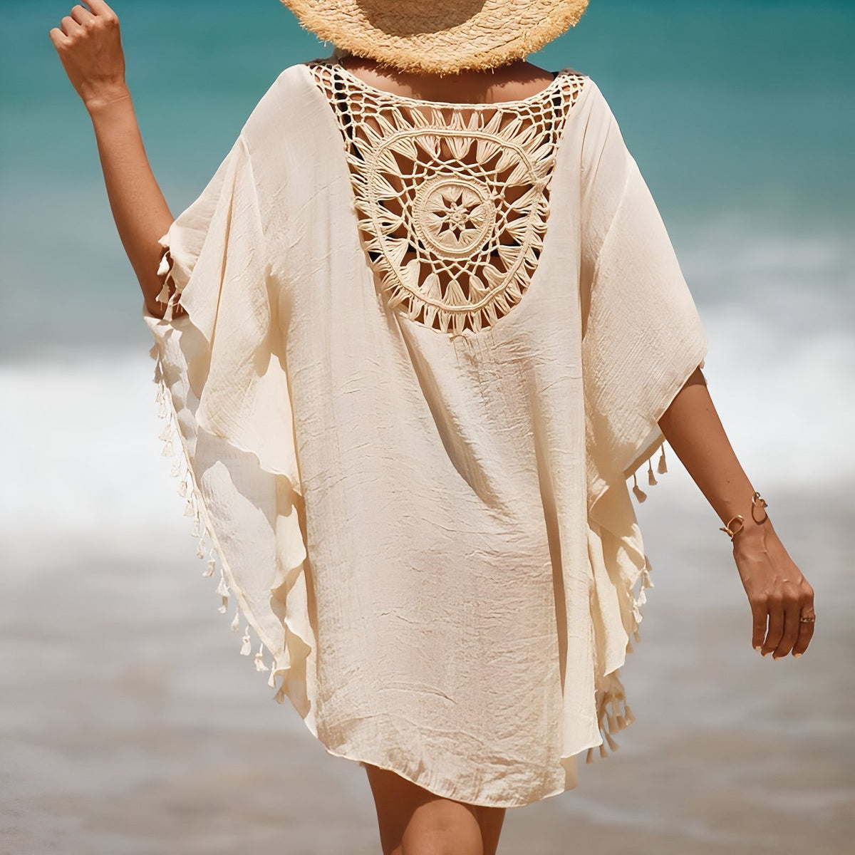 Robe de Plage Motif Attrape Rêve portée à la plage - Rose - Bleu - Noir - Beige - Blanc
