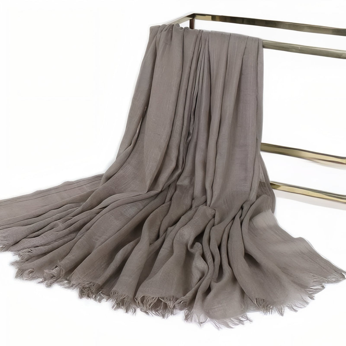 Chèche Coton De Lin Uni tissu drapé sur support - Beige Sable - Jaune Pâle - Gris Foncé - Rose Clair - Rose Poudré - Turquoise - Bleu Ciel - Bleu Clair - Bleu Pâle - Bleu Azur - Bordeaux - Corail - Rose Fuchsia - Vert Olive - Beige - Bleu Marine - Noir