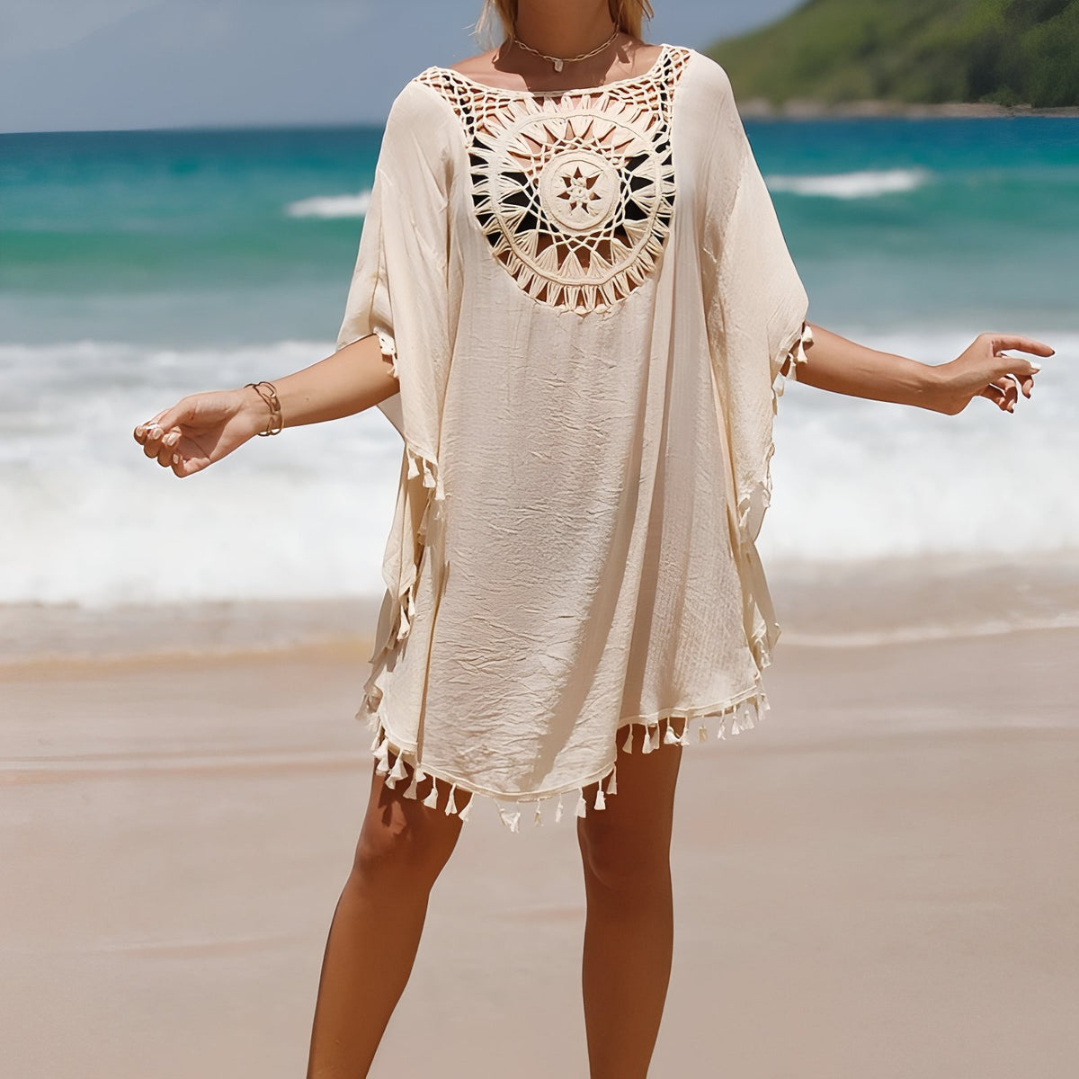 Robe de Plage Motif Attrape Rêve portée à la plage - Rose - Bleu - Noir - Beige - Blanc