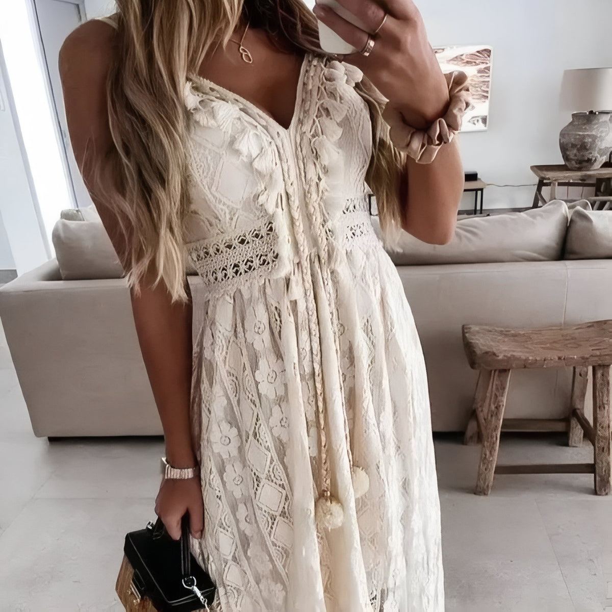 Robe Bohème Longue Col V Bas Asymétrique Bretelles portée à la main - Beige - Blanc