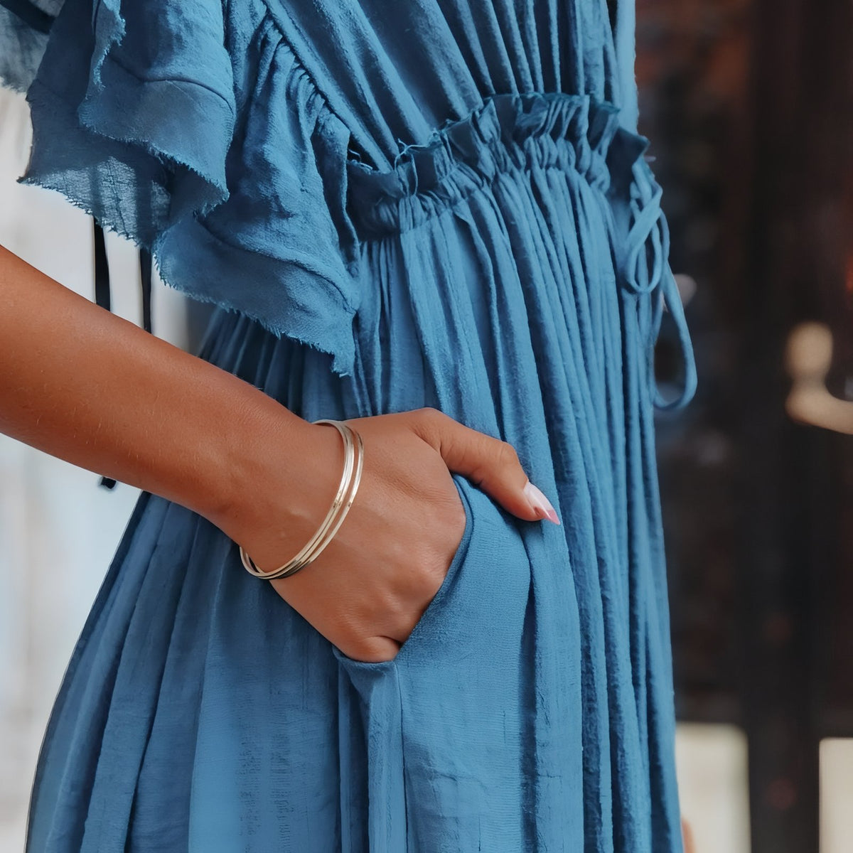 Robe de Plage Style Oversize gros plan sur la poche - Bleu - Lavande - Noir - Rouge Brique - Gris - Vert Clair - Vert Foncé - Rose Clair - Blanc - Beige