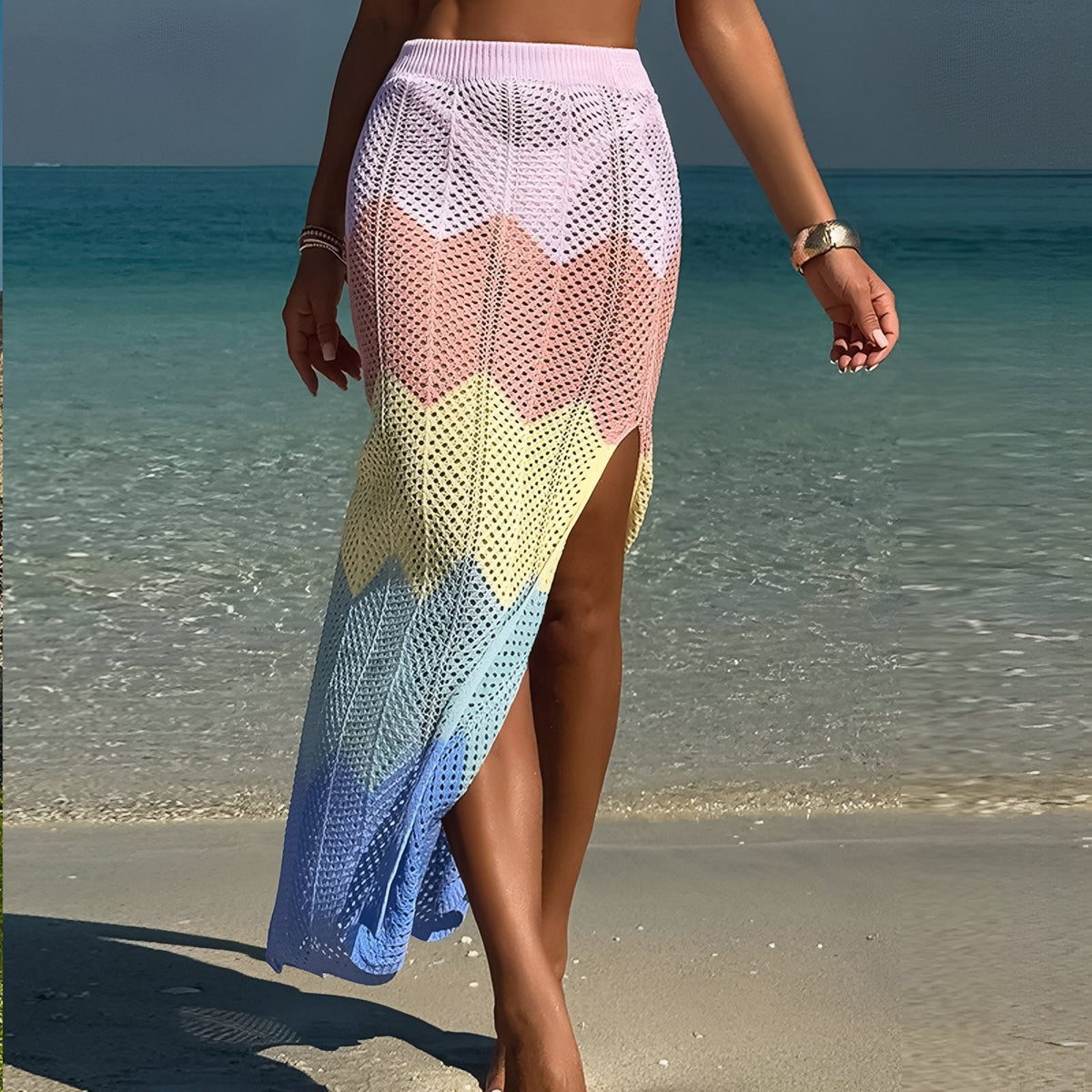 Jupe Plage Crochet Longue et Fendue portée à la plage - Multicouleurs