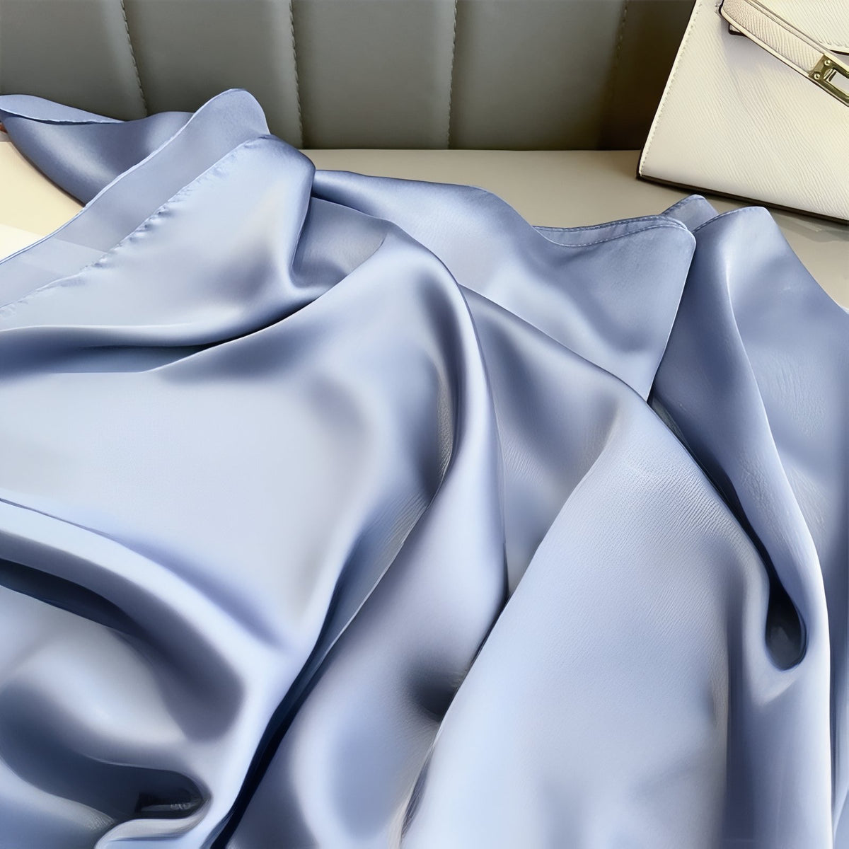 Etole Mousseline Mariage gros plan tissu drapé - Beige Crème - Blanc Satiné - Bleu Pâle - Gris Foncé - Bleu Céleste - Gris Clair - Bleu Doux - Corail Doux - Vert Pâle - Noir Satiné